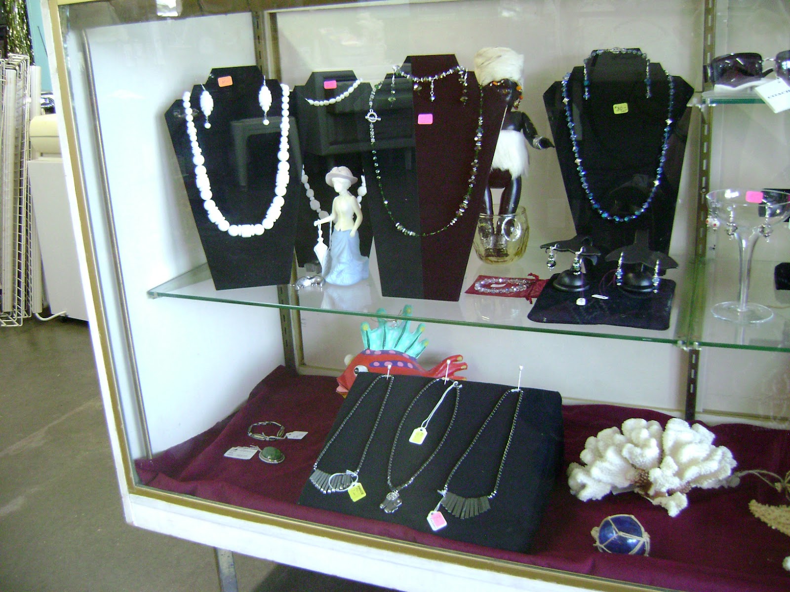 Just Looking Shop Lovely Jewelry, Watches, and Sunglasses