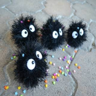 PATRON GRATIS SOOT SPRITES | SPIRITED AWAY AMIGURUMI 30023