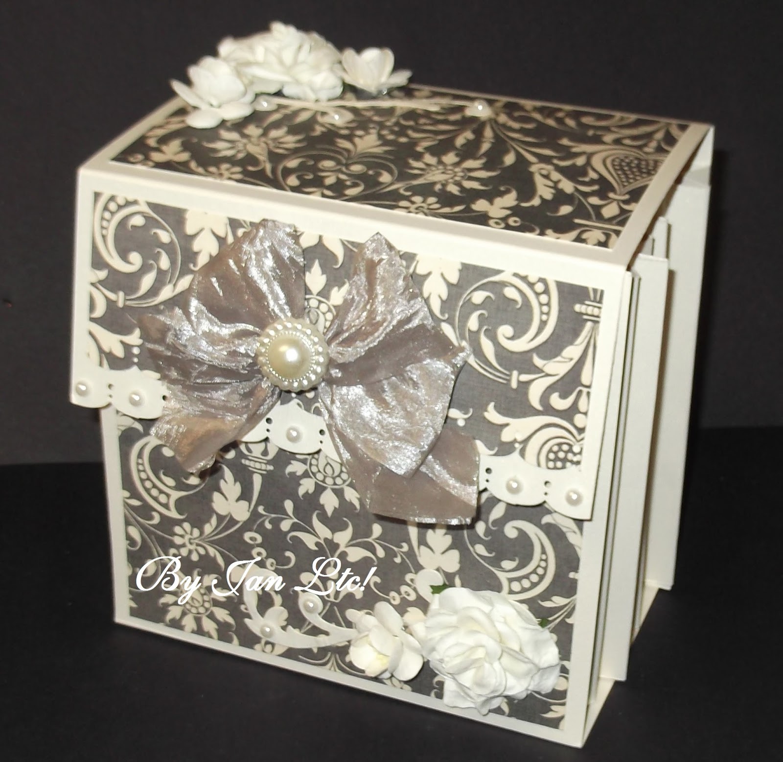 Loves to craft Just A Note Box with Tutorial!