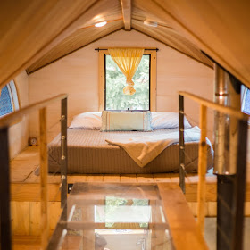 01-Master-Bedroom-WeeCasa-The-Pequod-Tiny-House-Architecture-www-designstack-co