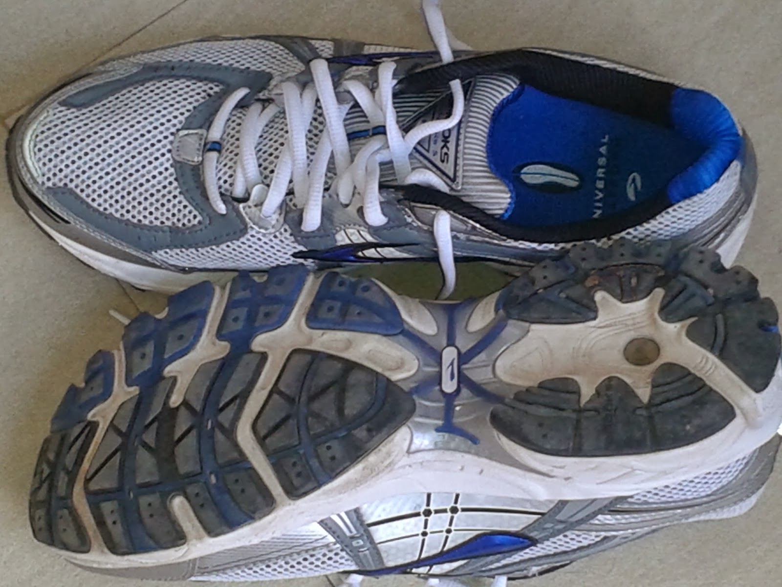 Musings of a maverick Bangalore runner: Phasing out..phasing in..shoes