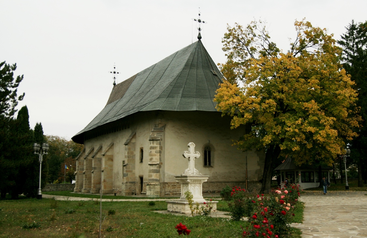 Comoara Culturala a Romaniei: Manastirea Bogdana - Radauti