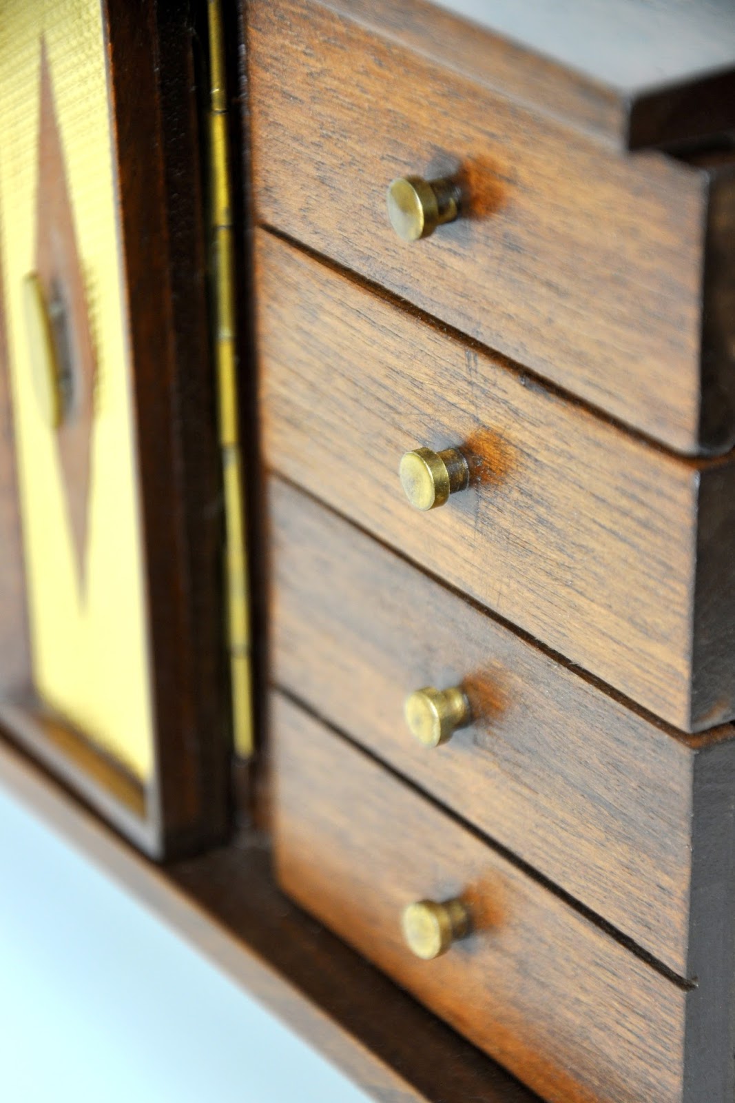 SELECT MODERN Miniature MidCentury Modern Dresser Jewelry Music Box