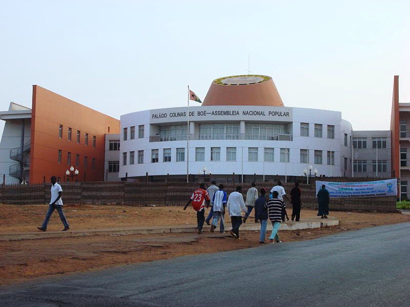 O cão que fuma... GuinéBissau e a ONU