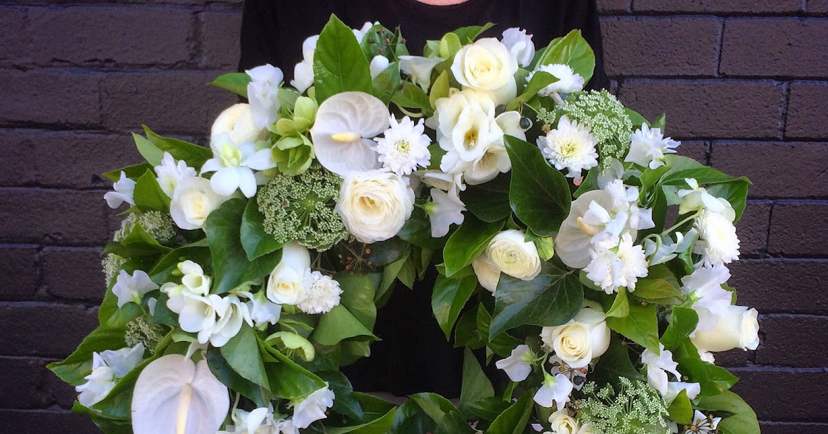 Urban Flower: Three Beautiful Funeral Wreaths