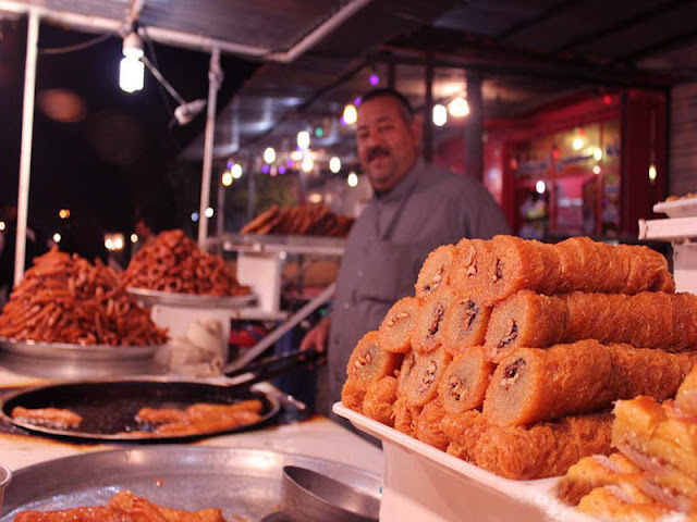 A man selling street food in Ahvaz.