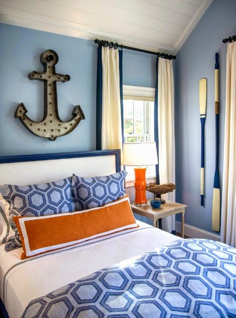 anchor wall decor above headboard