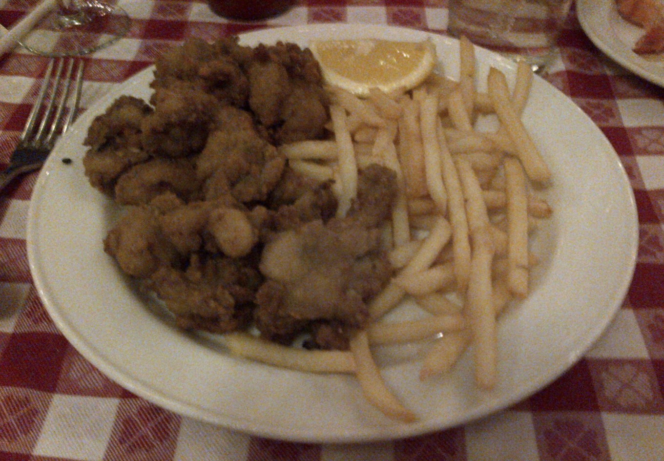 Restaurant reviews in a 100 words or less Grand Central Oyster Bar (New York City)