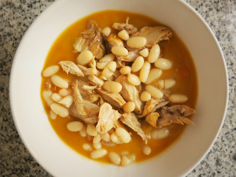 Sopa de Cenoura, Frango e Feijão