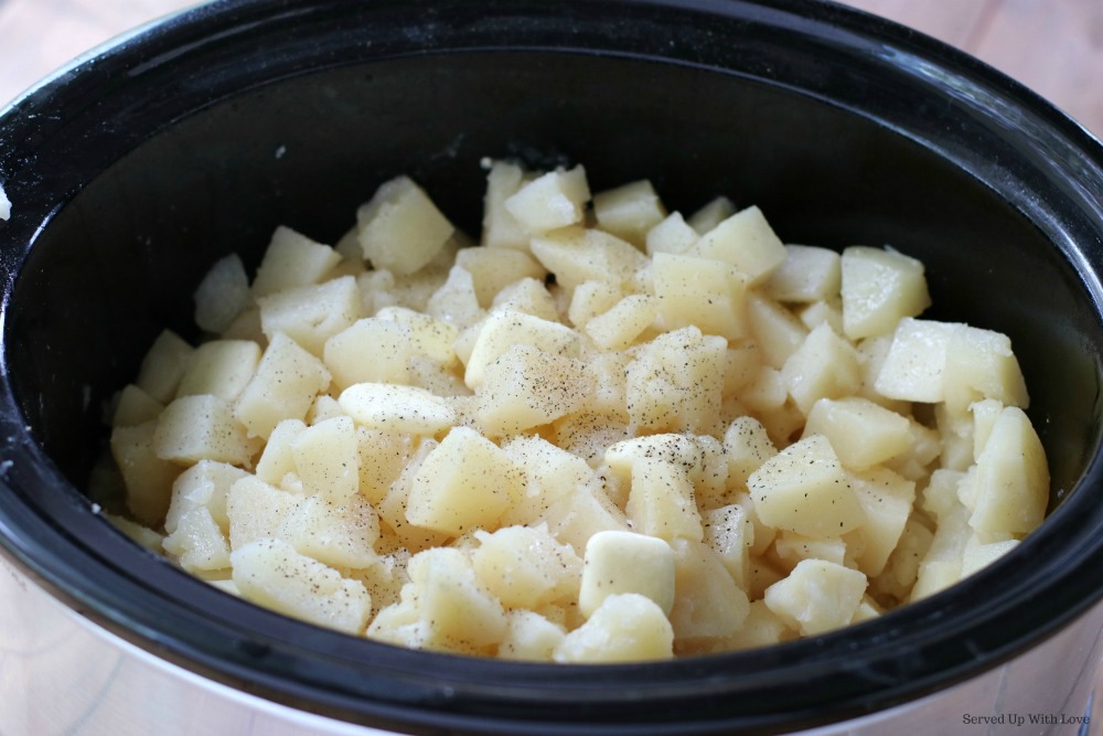 Crock Pot Mashed Potatoes Served Up With Love