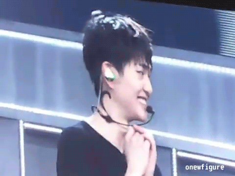 1489393216.gif