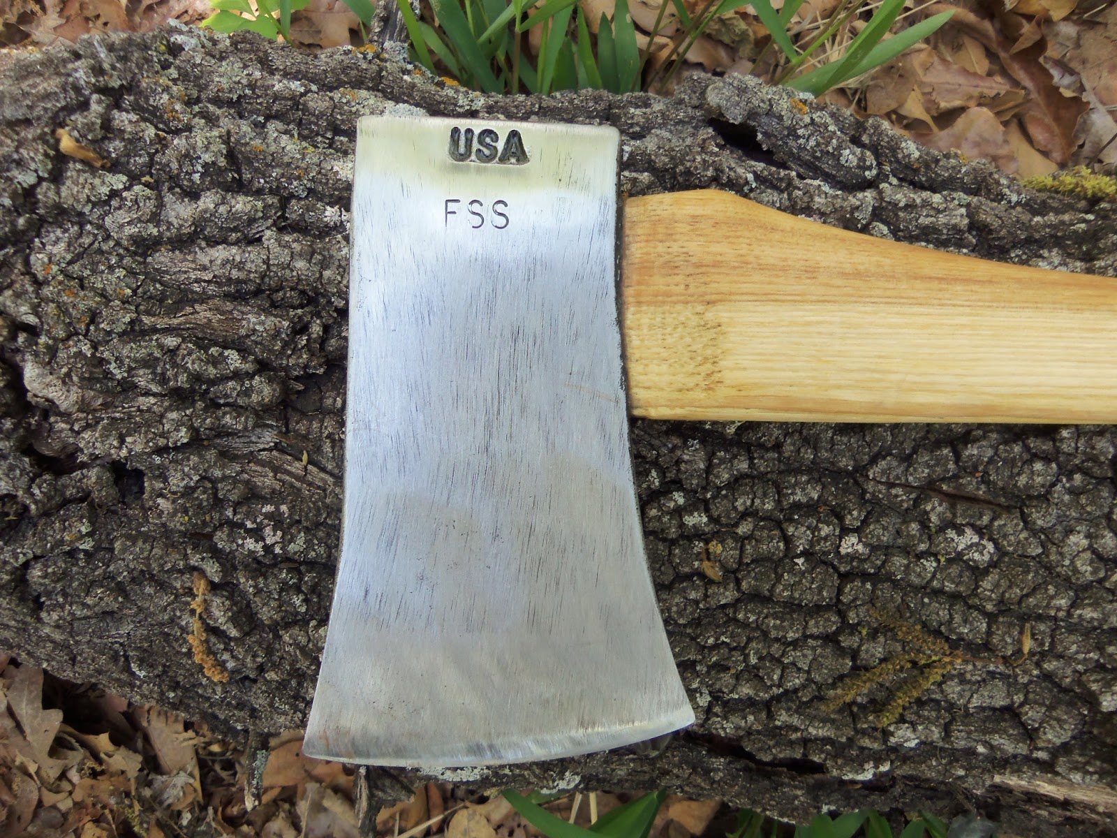 OutdoorEnvy Update Council Tool FSS Boy's axe in use