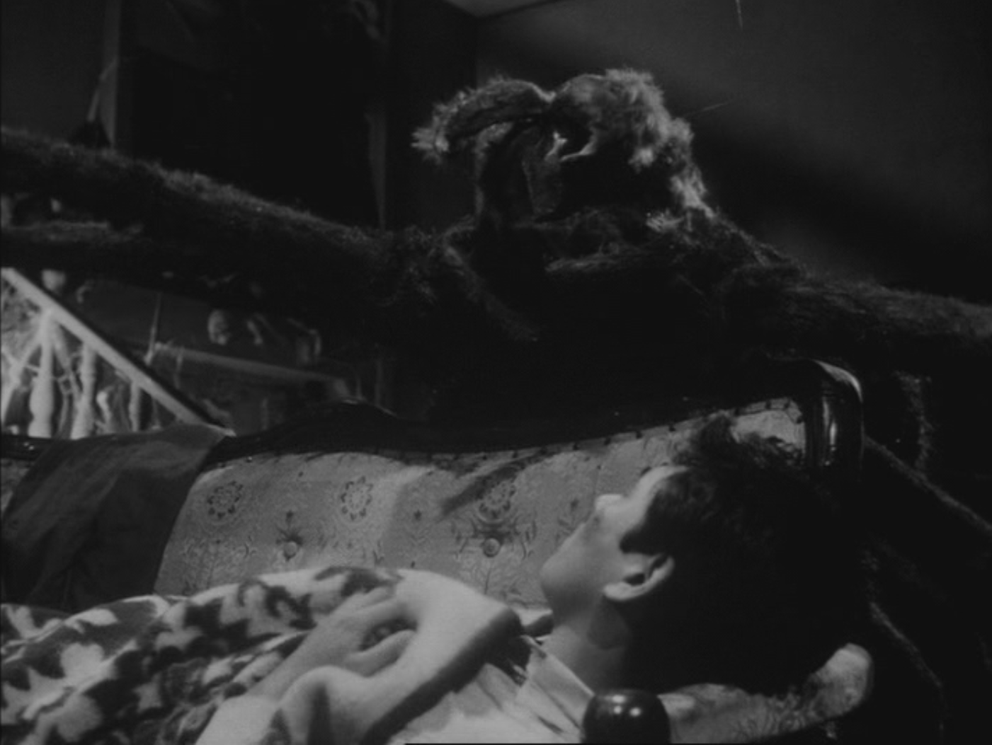 godzilla-island-ultra-q-review-episode-9-baron-spider