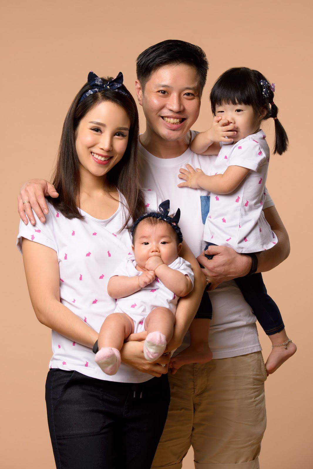 Vanny s Telling Everything Family Photoshoot With Inessa Studio vanny-s-telling-everything-family-photoshoot-with-inessa-studio