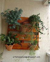 Pallets de madera reutilizados para colocar plantas Pallets de madera reutilizados para colocar plantas