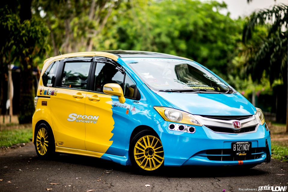 Kumpulan Modifikasi Honda FREED Keren