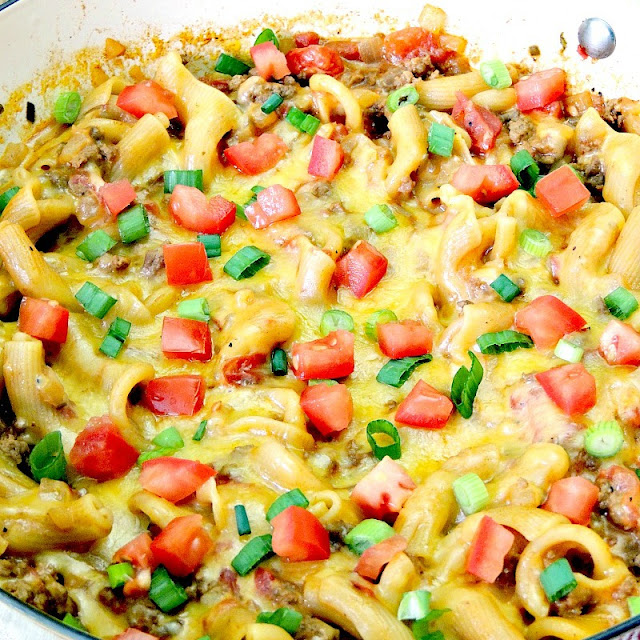 Close up of One Pot Cheeseburger Macaroni in a skillet