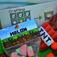 http://sweetmetelmoments.blogspot.com/2015/09/brodys-minecraft-party-free-crafting.html