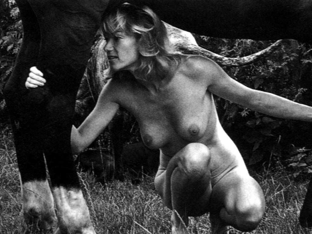 Brigitte Lah Aie Sexy Foto With One Woman Big Teenage Dicks