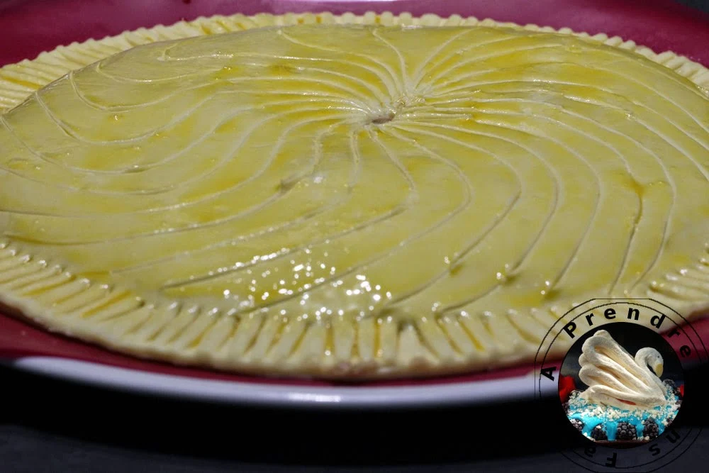 Galette des rois poire-spéculoos au cream cheese (pas à pas en photos)