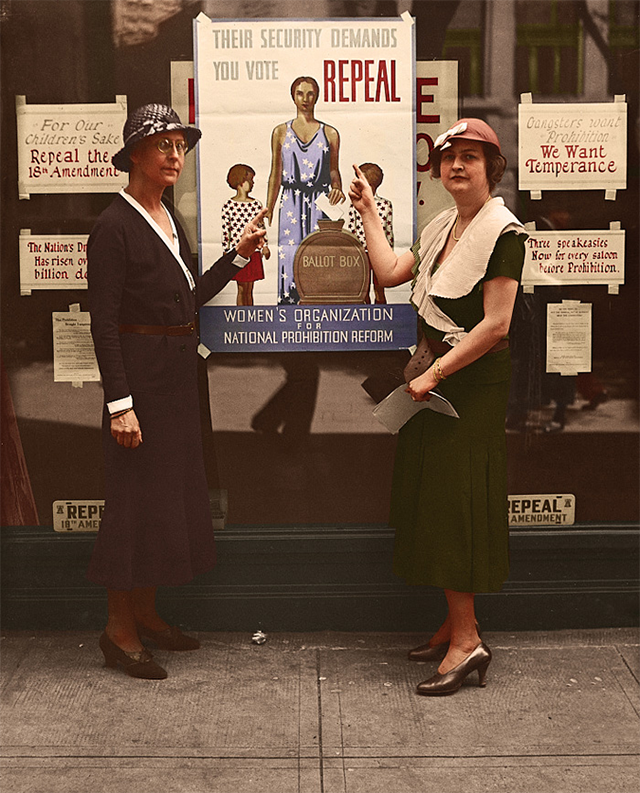 Amazing Colorized Photos of American Prohibition From the 1920s and