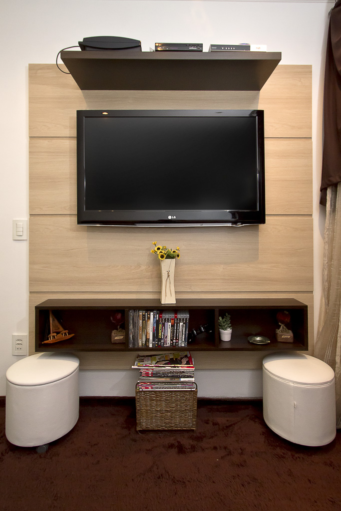 Marcya Hitomi Tanaka: RACK LUCILENE