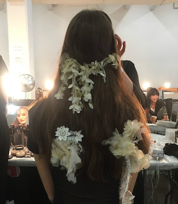 This Is the Edgy Wedding Hair Accessory Indie Brides Have Been Waiting For