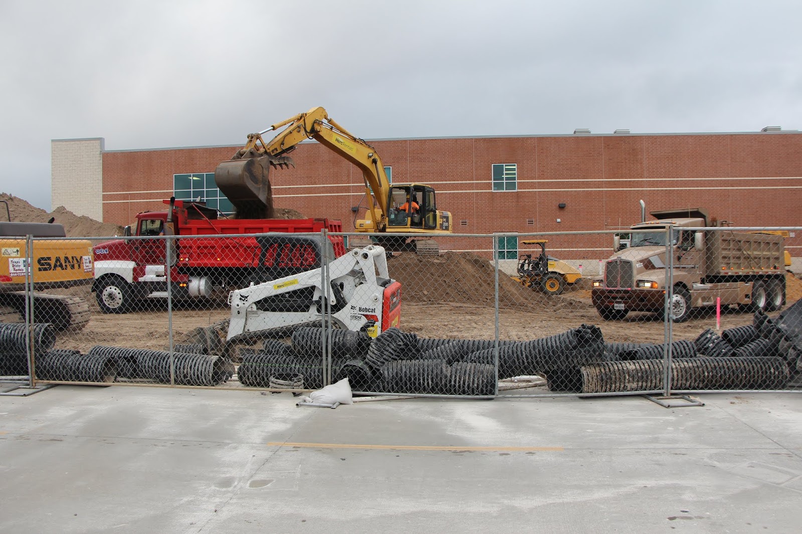 Communications Construction begins on Woodridge Forest Middle School
