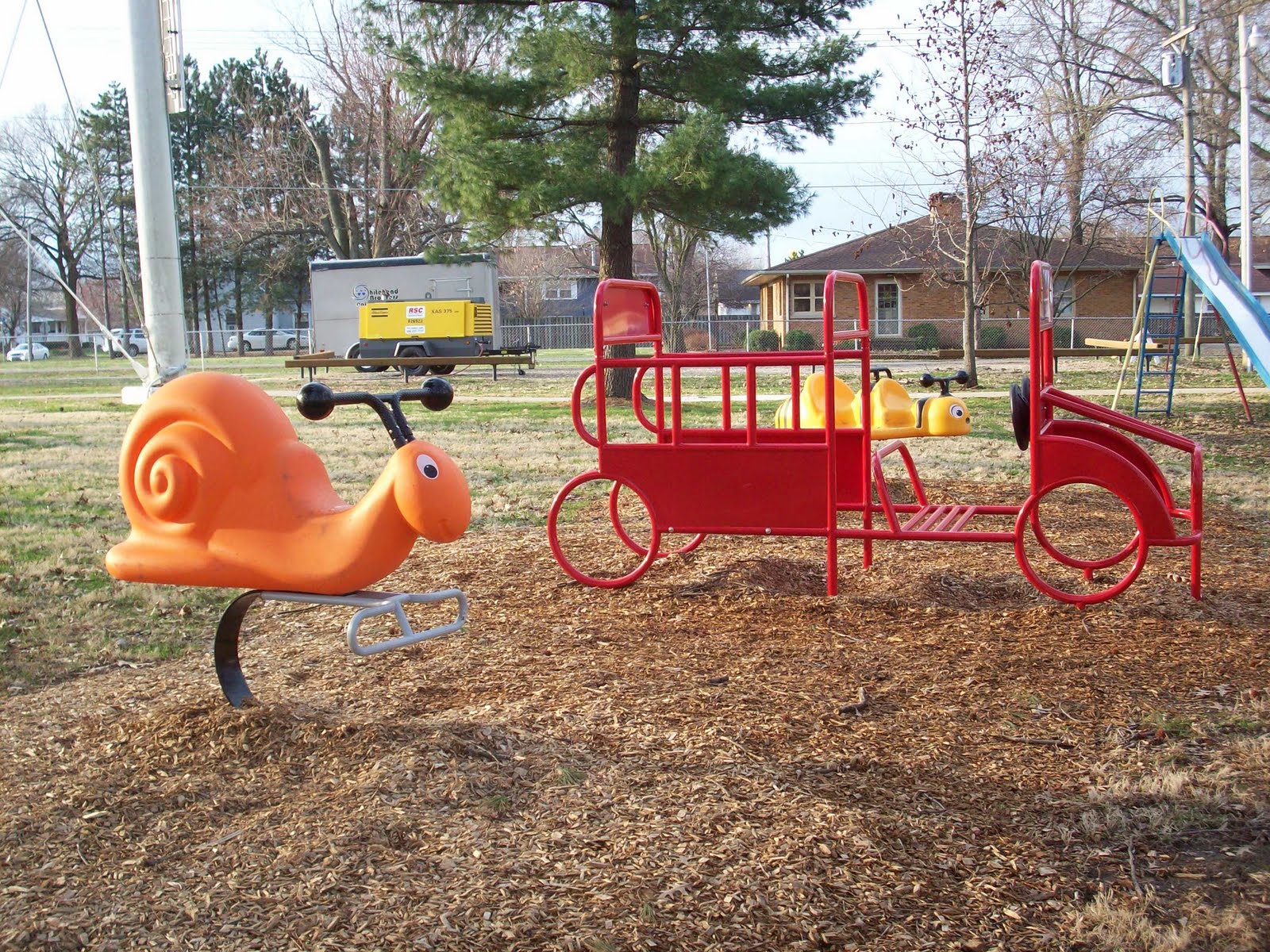 Life in Altamont Schmidt ParkNew Play Equipment