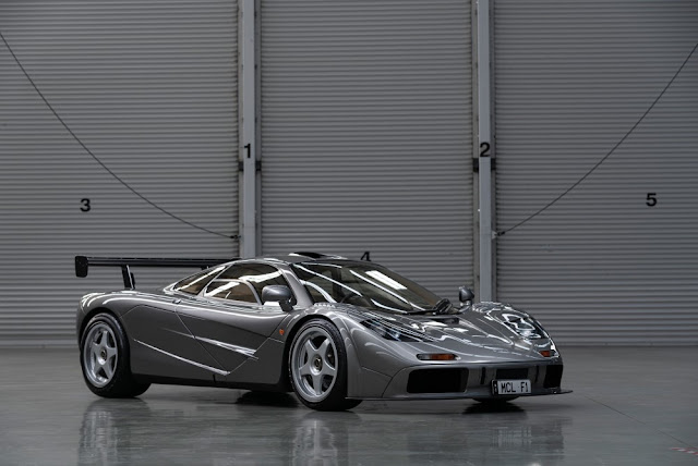 McLaren F1 British supercar McLaren F1 British supercar