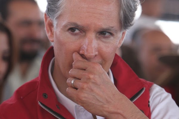 El gobernador del Estado de México, Alfredo Del Mazo Maza se compromete a crear 1 millón de empleos El gobernador del Estado de México, Alfredo Del Mazo Maza se compromete a crear 1 millón de empleos
