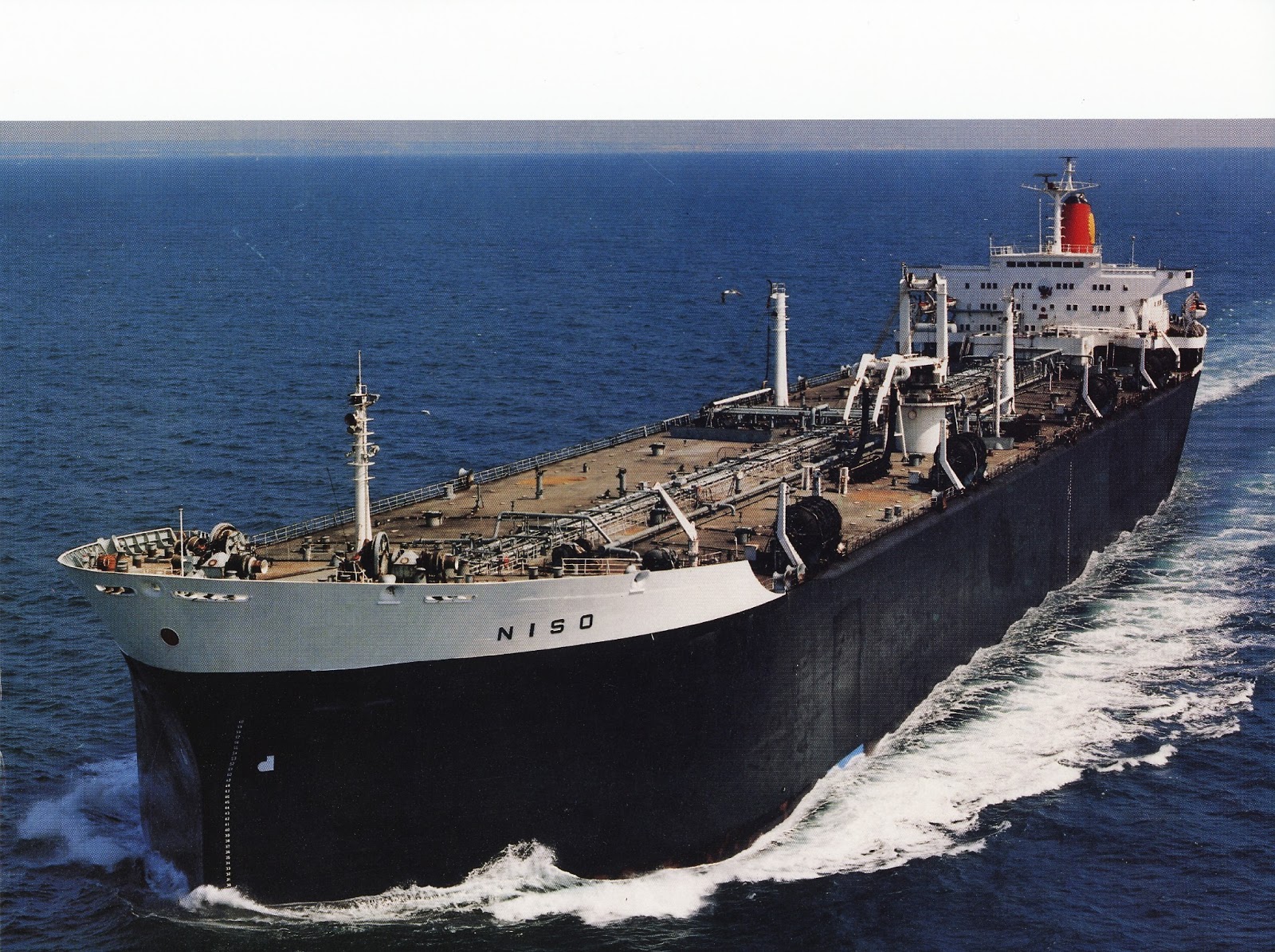 'ZIEN EN WETEN': NISO M.S. SHELL TANKERS B.V. ( DEEL 1 )