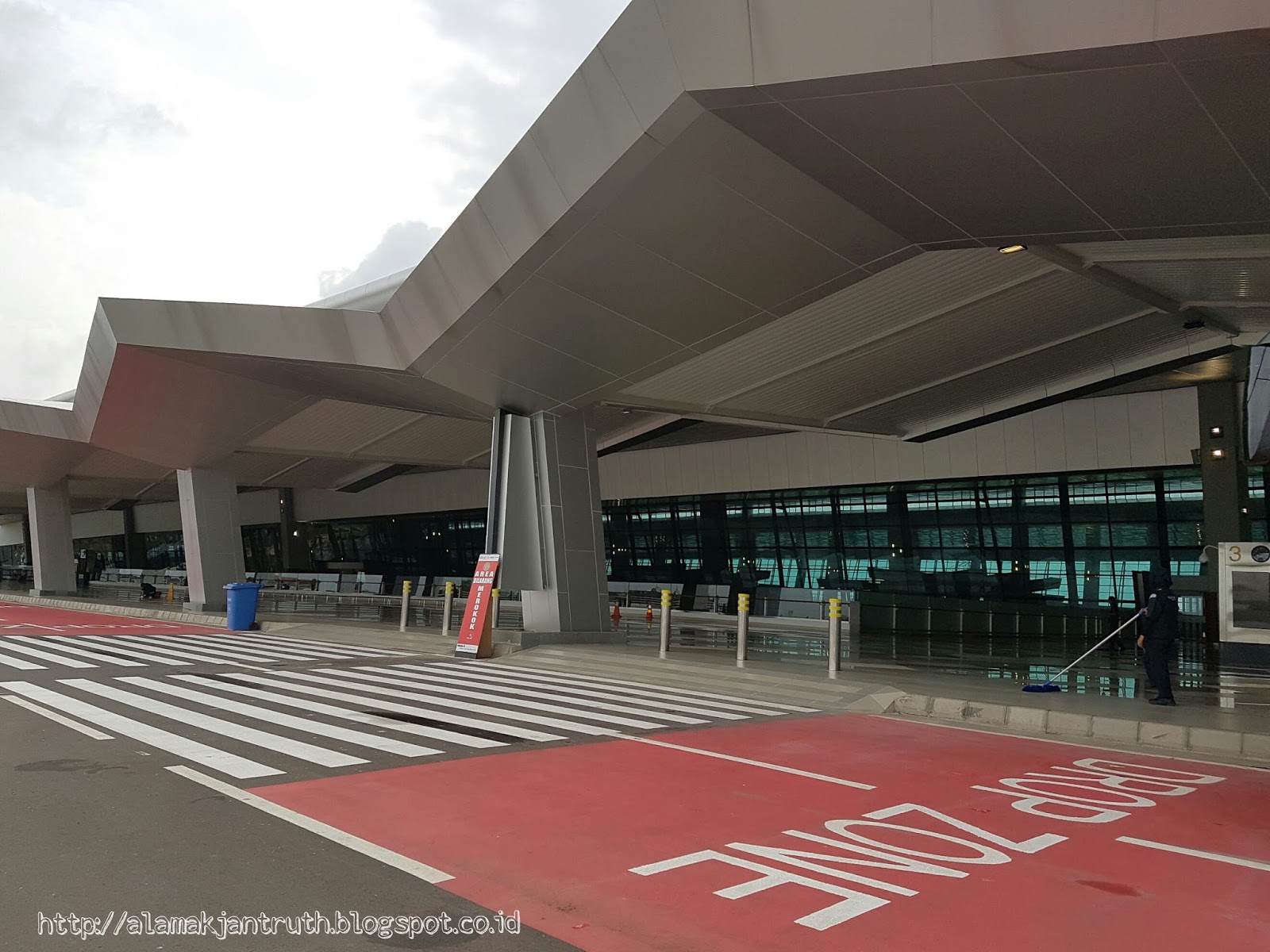 Drop Zone Area Terminal 3 CGK