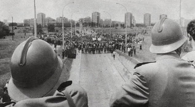 #протести, #студенти, #диктатура, #власт, #Вучић, #Србија, #Београд,