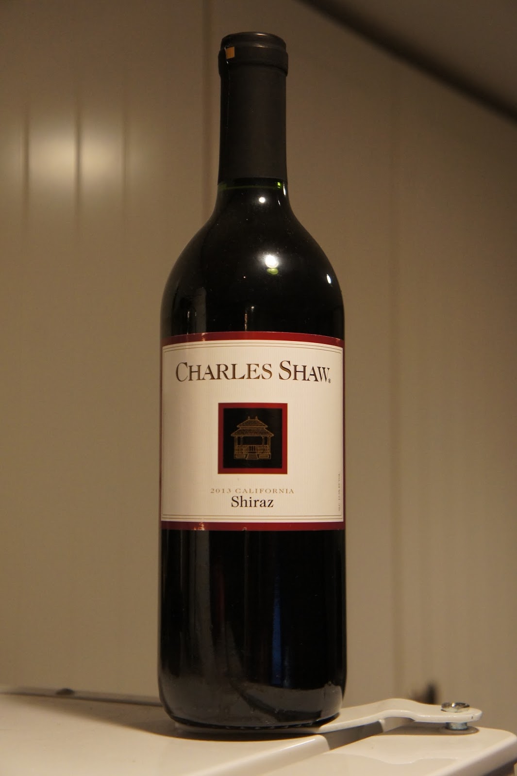 Sip and Puff Bronco Wine Company 2013 "Charles Shaw" shiraz (California)