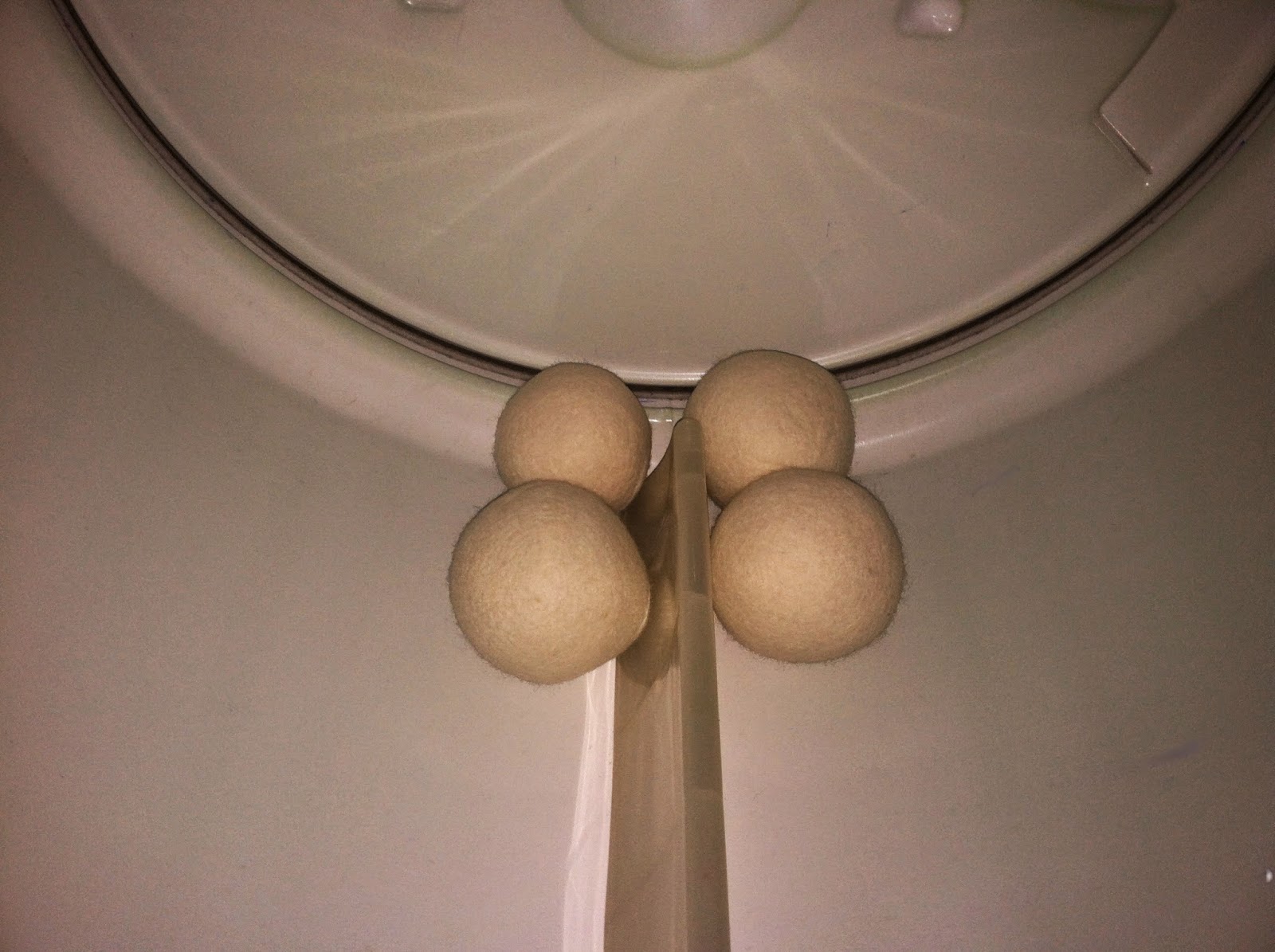 HOME FOOD GARDEN Eco Nuts Wool Dryer Balls