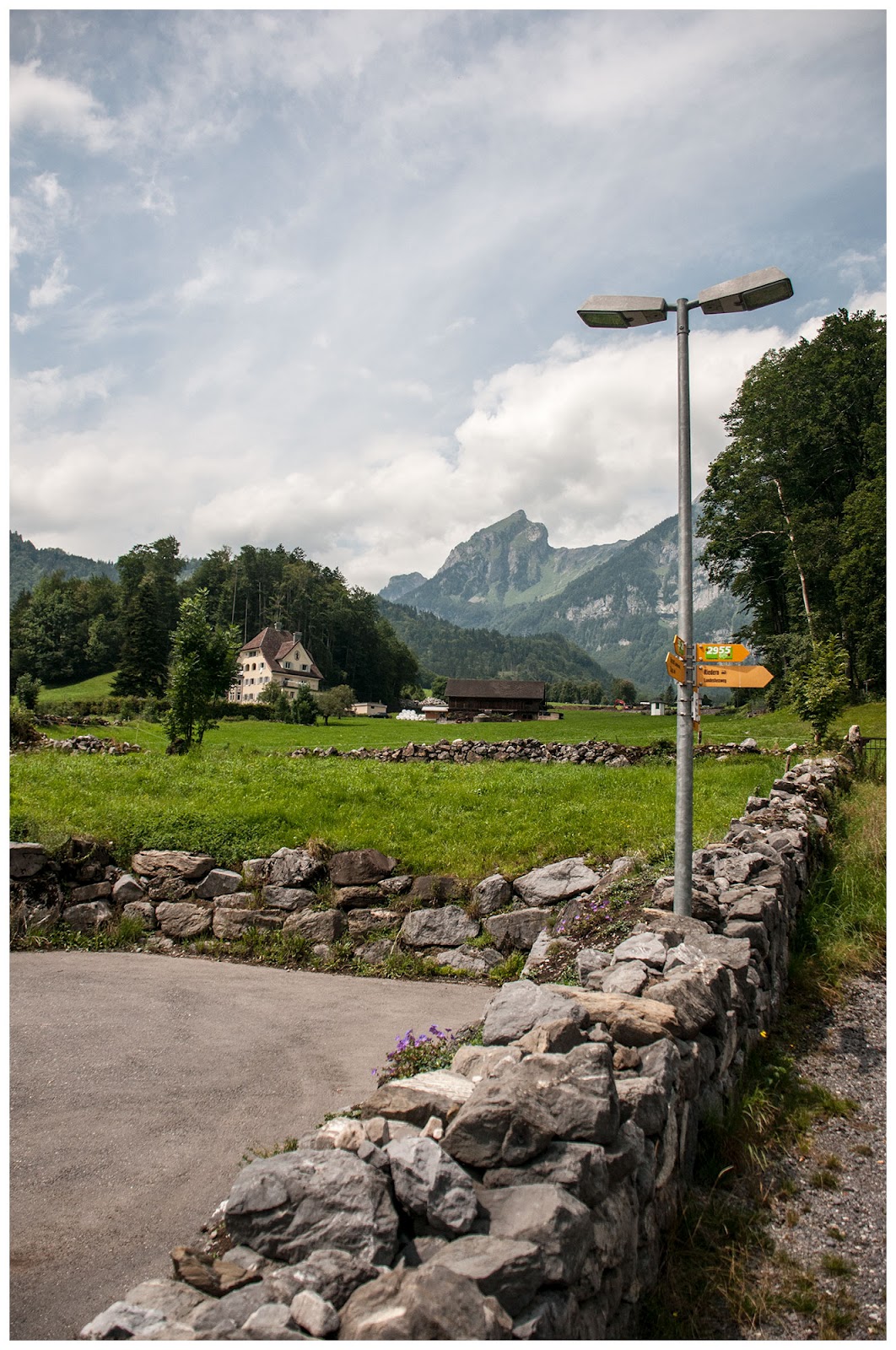 11 Days 11 Hikes 11Cantons + 15 Day 8 Hike in Canton Glarus
