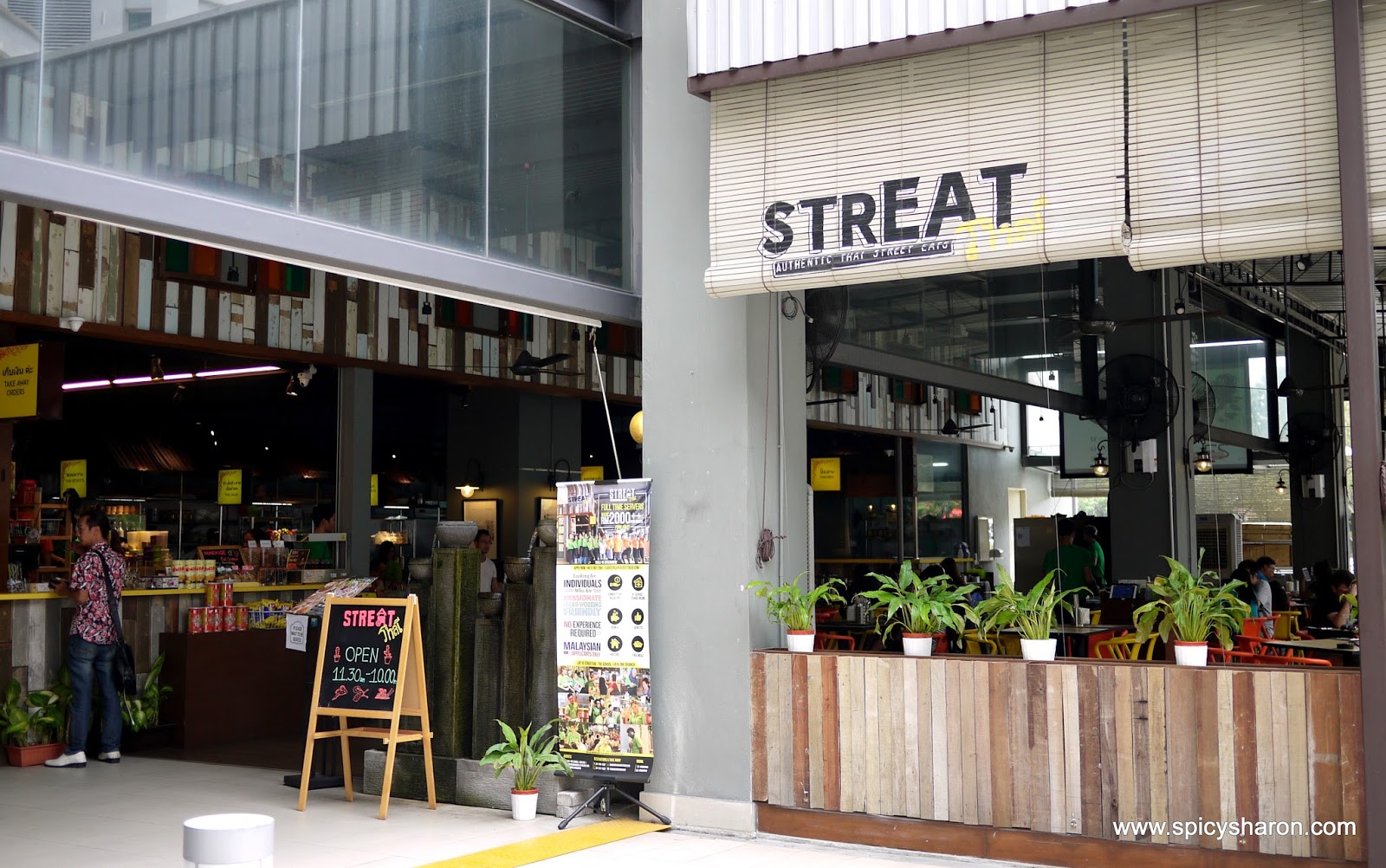 Streat thai jaya one