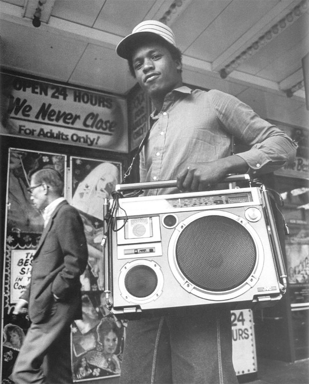 TIPS FOR NON SENSE LIFEZINE (D.I.Y.) The History of the Boombox & Boombox Project