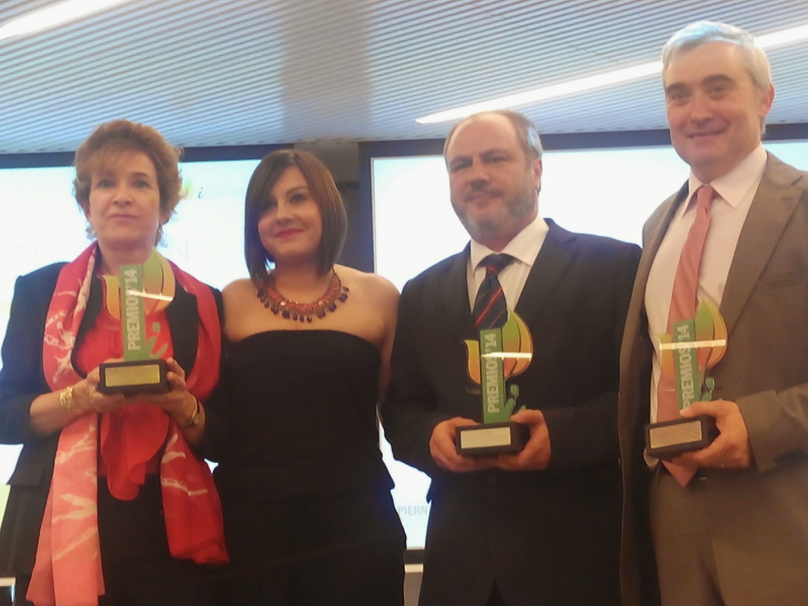 Entrega de premios iDermo. Mejores productos dermocosmética - Cosmetica que Si Funciona