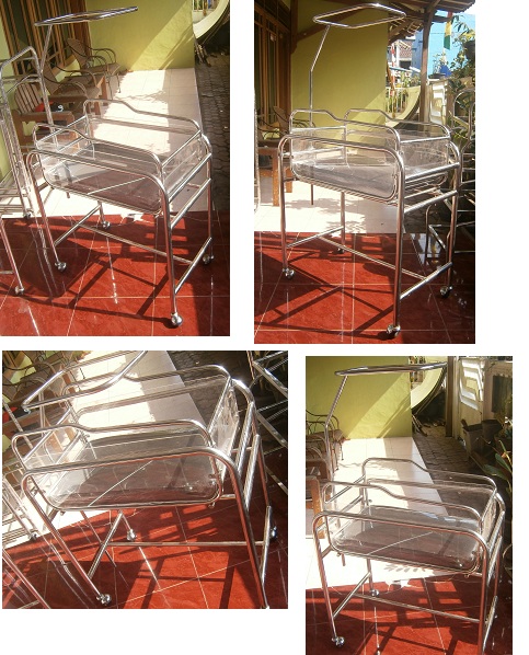 MODERUTAMA: BOX BAYI DENGAN TIANG