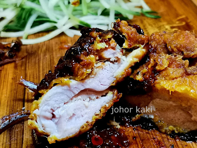 Lunch with Chef Chung Deming - Mod Sin Frontrunner @ The Quarters Icon Village Extension Lunch with Chef Chung Deming - Mod Sin Frontrunner @ The Quarters Icon Village Extension