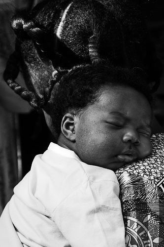 Letras de mercedes sosa duerme negrito #6