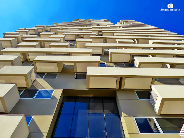 Perspectiva inferior da fachada do Top Towers Offices - Paraíso - São Paulo