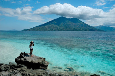 Keindahan Pantai di Pulau Alor - Nusa Tenggara Timur (NTT)