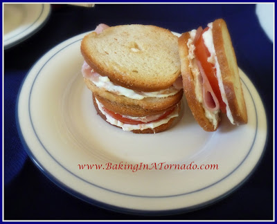 Bagel Crisp Brunch Sandwiches | www.BakingInATornado.com | #recipe #breakfast