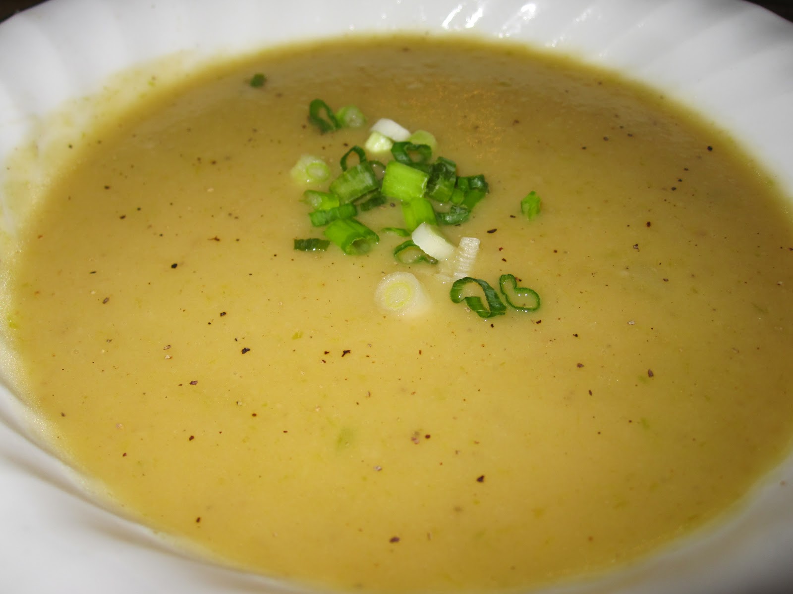 PotatoLeek Soup with Green Onion