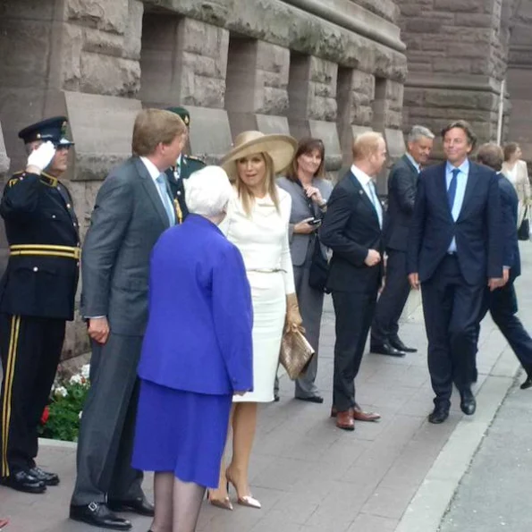 King and Queen met with by Ontario Lieutenant Governor. 