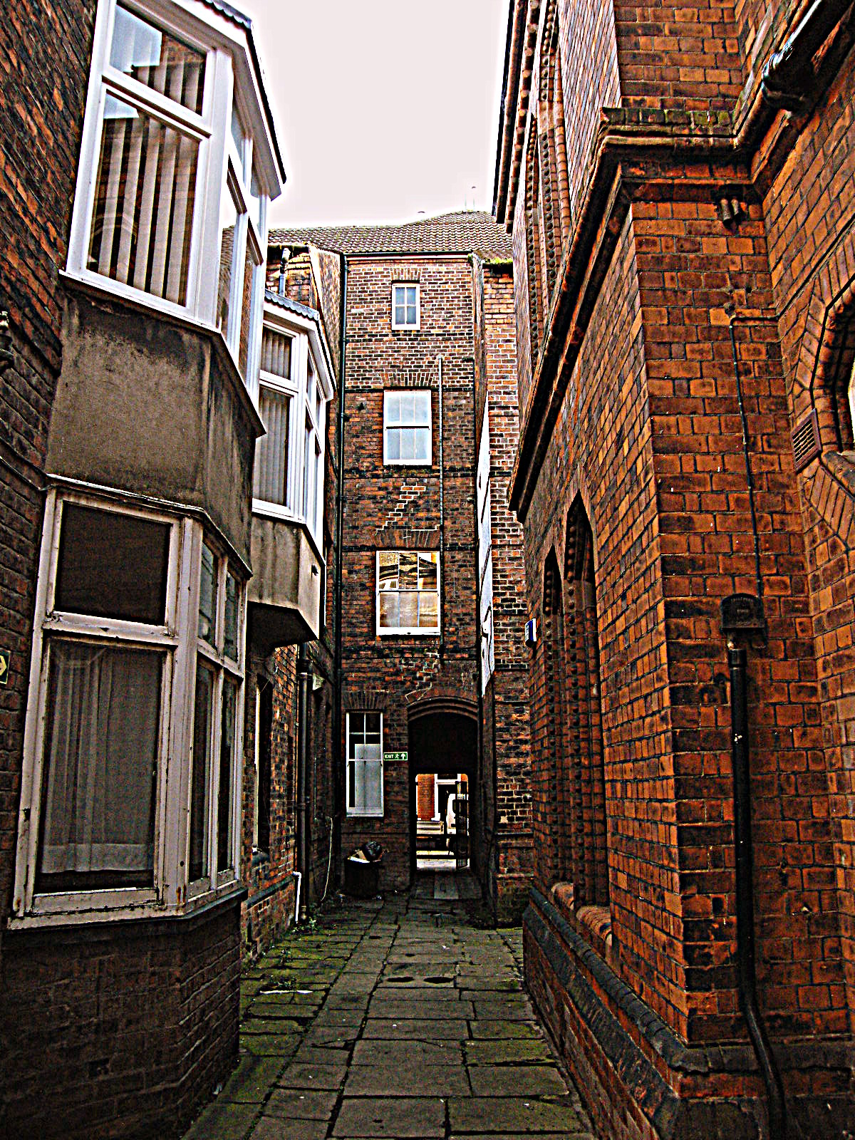 Hull and Hereabouts: Alleyway