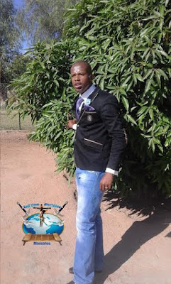 Controversial SA Pastor Order His Members To Eat Mango Leaves After Claiming He's Prayed The Tree To Become Spaghetti